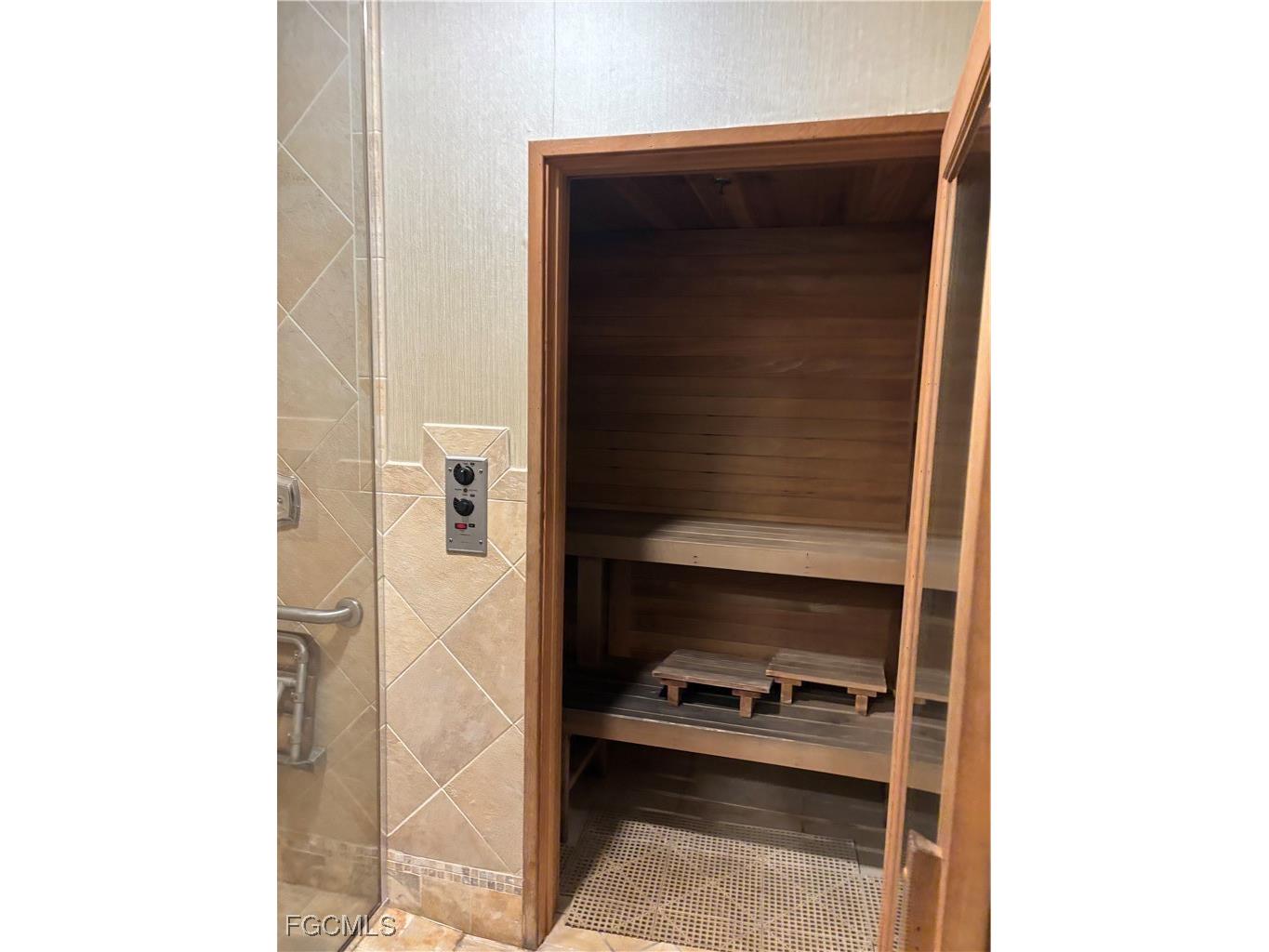 2797 1st Street #106 Fort Myers FL 33916 2026001172 image46