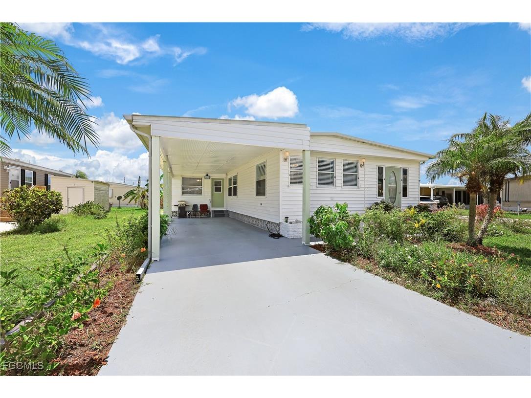 2797 Teakwood Boulevard North Fort Myers FL 33917 2026002379 image1