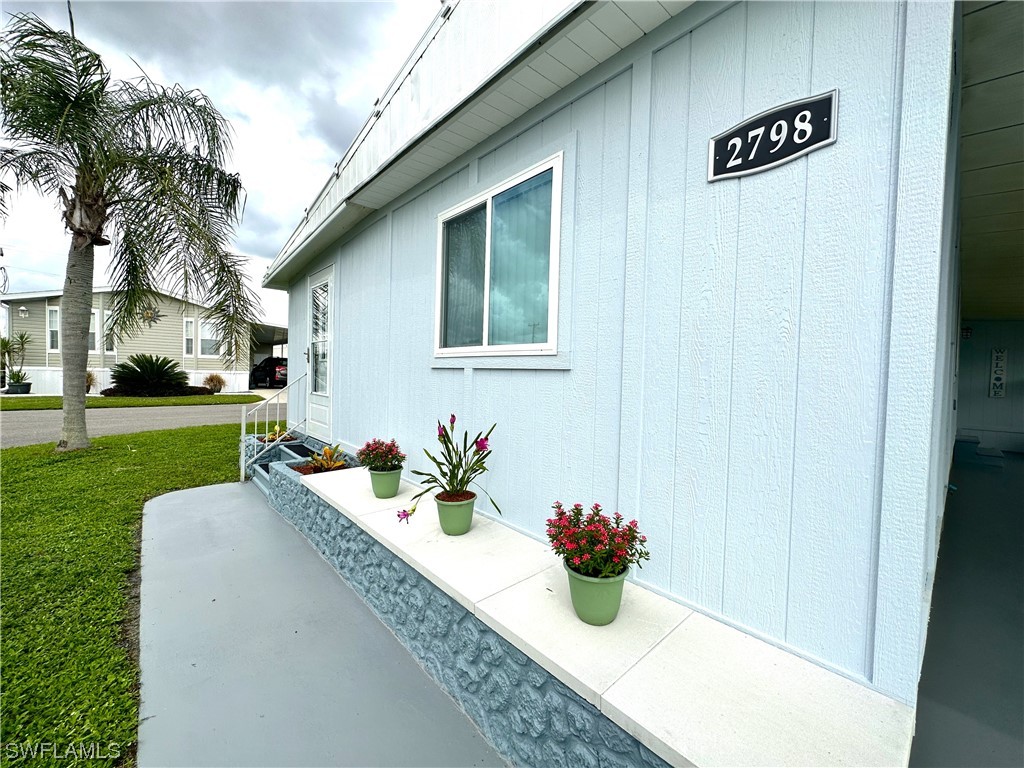 2798 Wedgewood Drive North Fort Myers FL 33917 223068606 image1