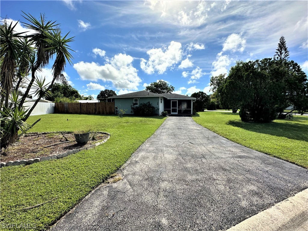 28 Burrstone Avenue Lehigh Acres FL 33936 223070019 image1