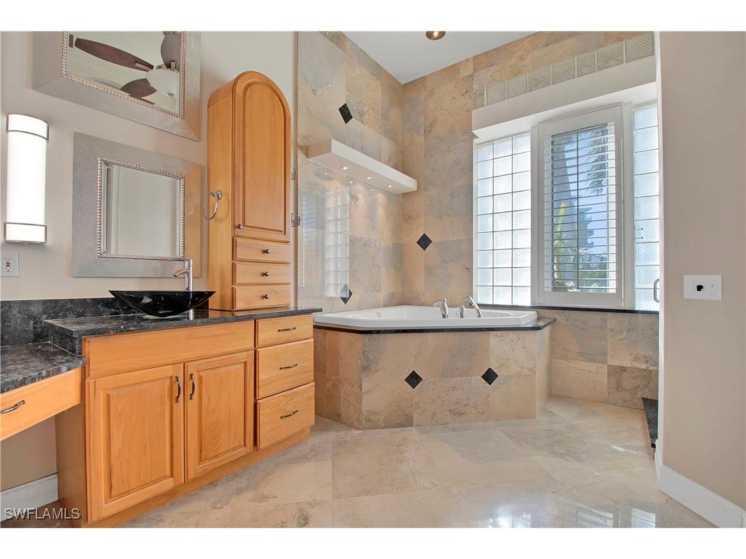 28 Pelican Street W Naples FL 34113 226003694 image21
