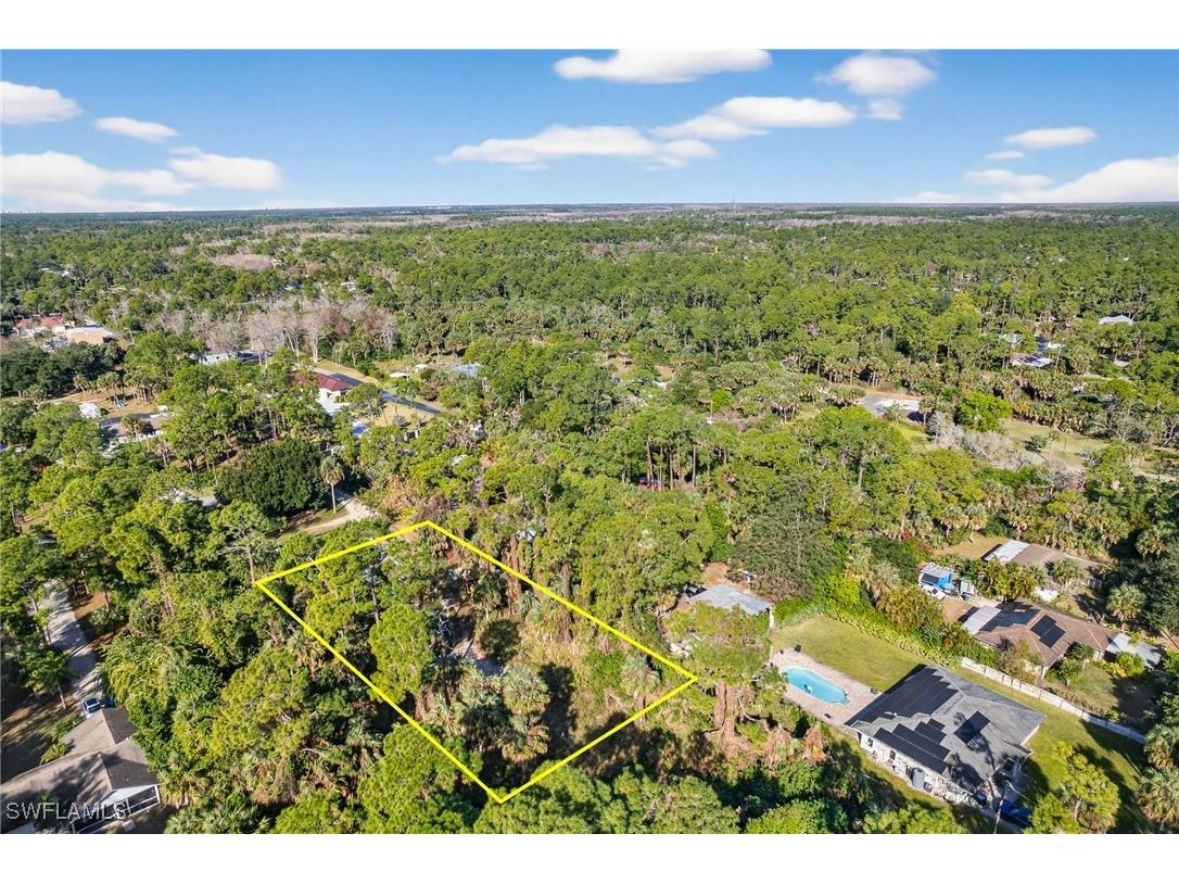 280 1st Street NW Naples FL 34120 226002888 image16