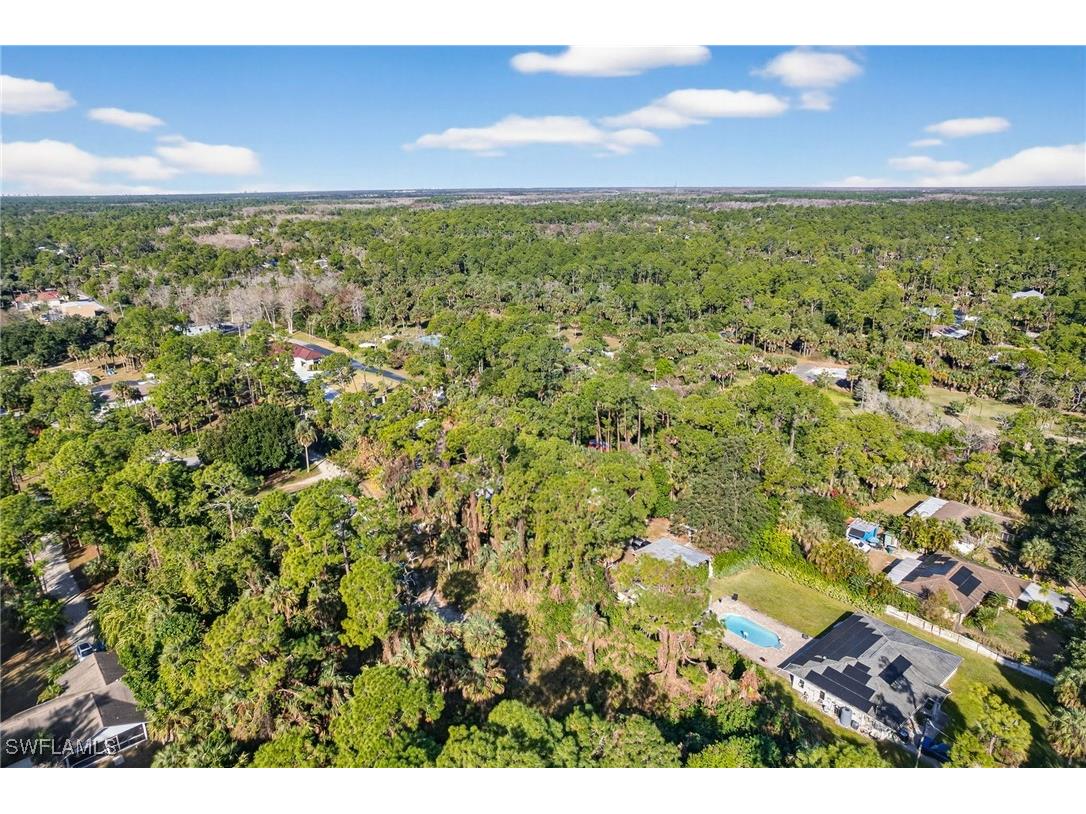 280 1st Street NW Naples FL 34120 226002888 image17