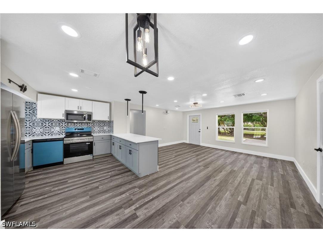 280 1st Street NW Naples FL 34120 226021433 image15