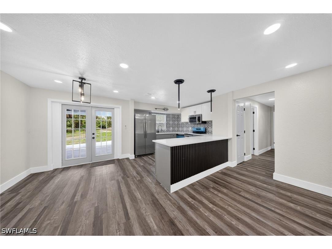 280 1st Street NW Naples FL 34120 226021433 image16
