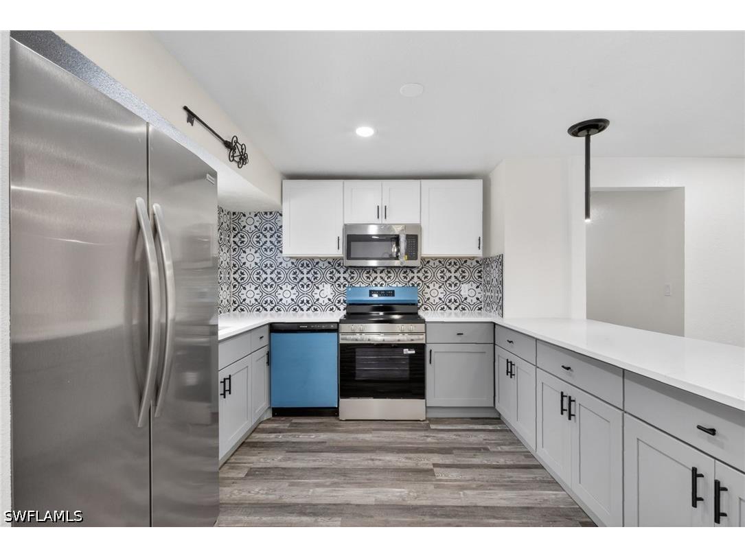 280 1st Street NW Naples FL 34120 226021433 image18