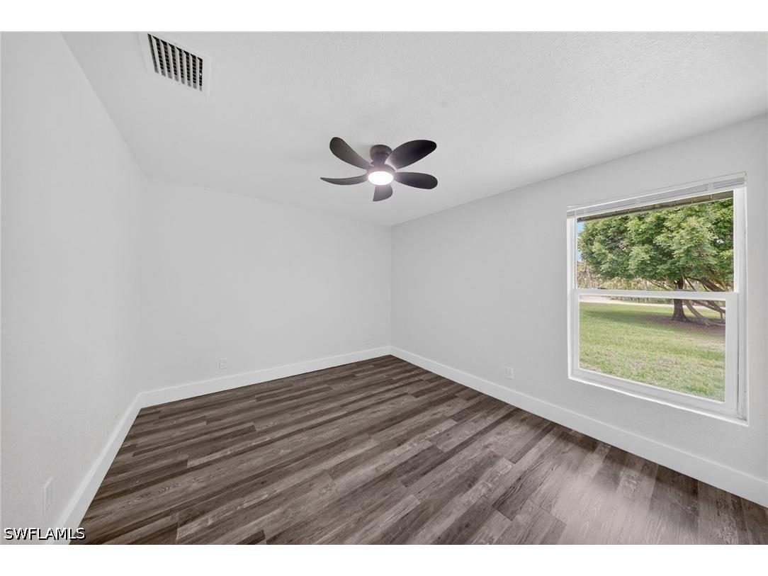 280 1st Street NW Naples FL 34120 226021433 image23
