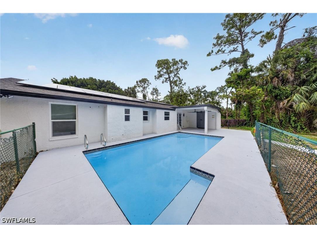 280 1st Street NW Naples FL 34120 226021433 image35