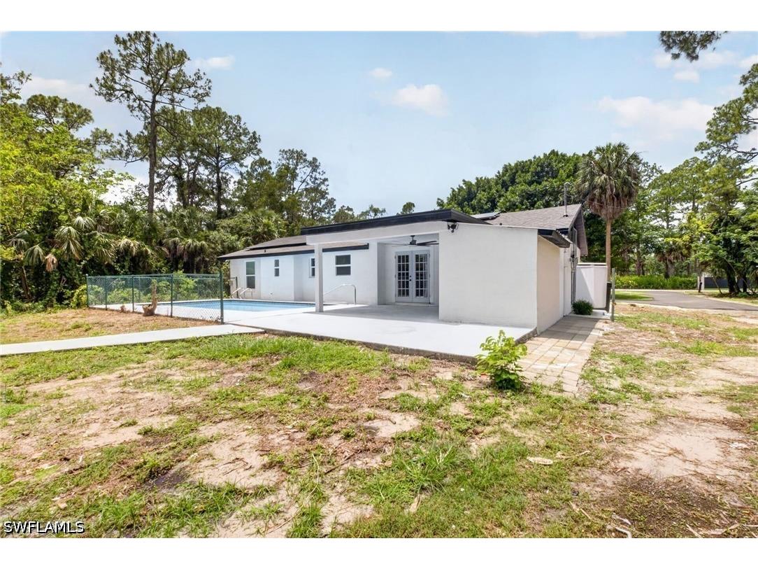 280 1st Street NW Naples FL 34120 226021433 image39