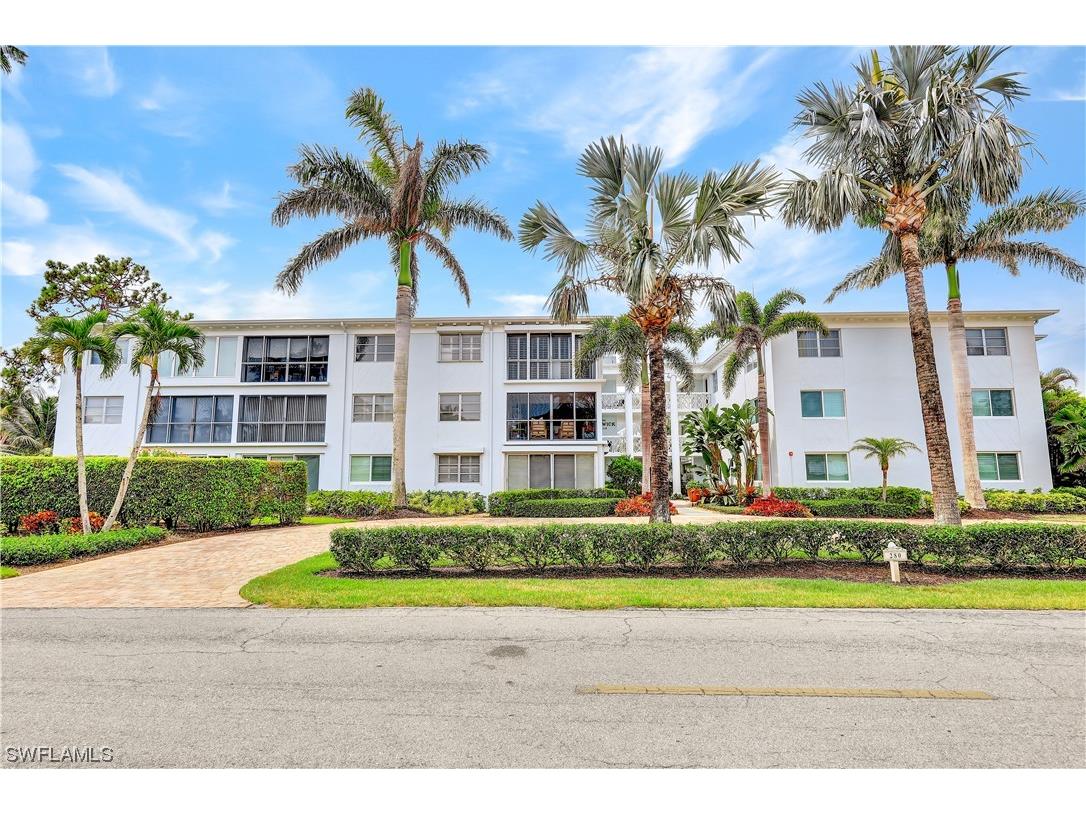 280 2nd Avenue S #106 Naples FL 34102 223040591 image1