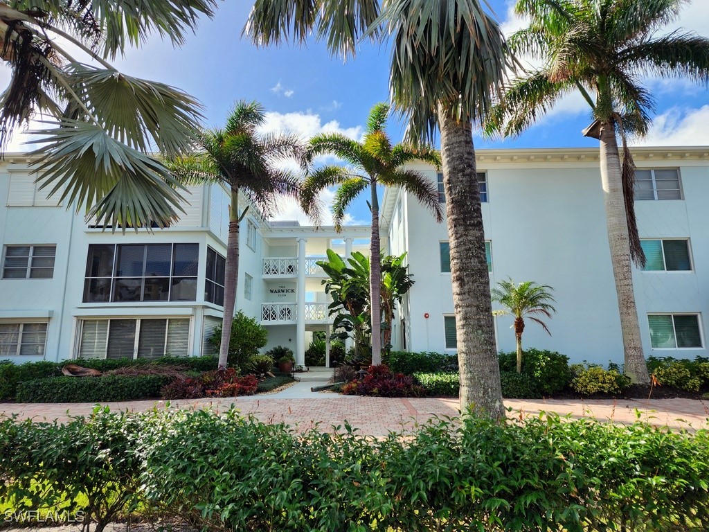 280 2nd Avenue S #106 Naples FL 34102 224081903 image1