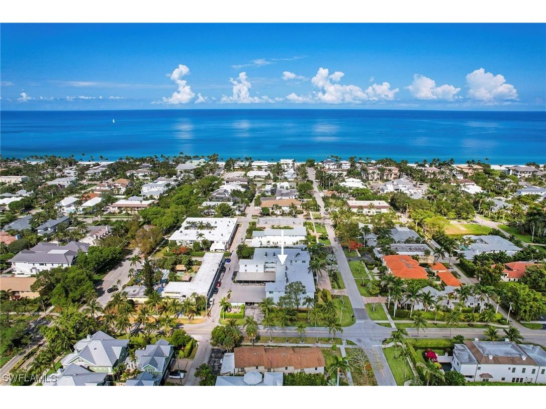 280 2nd Avenue S #303 Naples FL 34102 223043148 image1