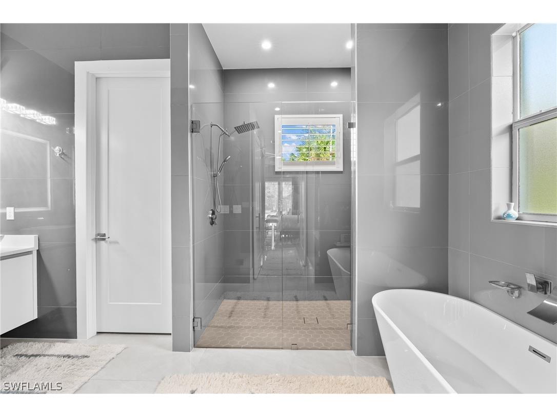 280 39th Avenue NE Naples FL 34120 226007038 image23