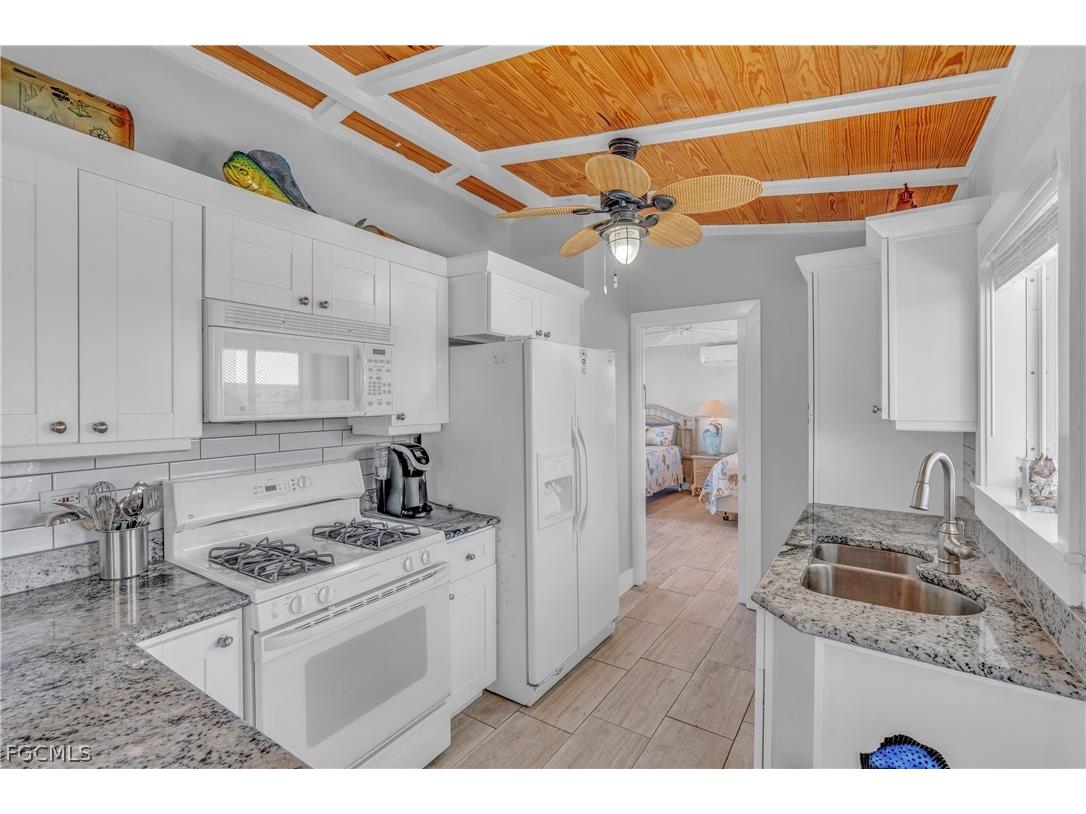 280 Airport Drive S Summerland Key FL 33042 2026010037 image27