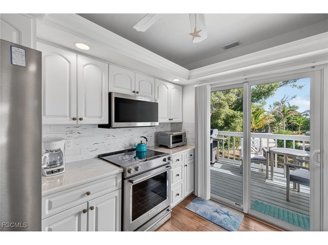 280 Ferry Landing Drive Sanibel FL 33957 2026000813 image14