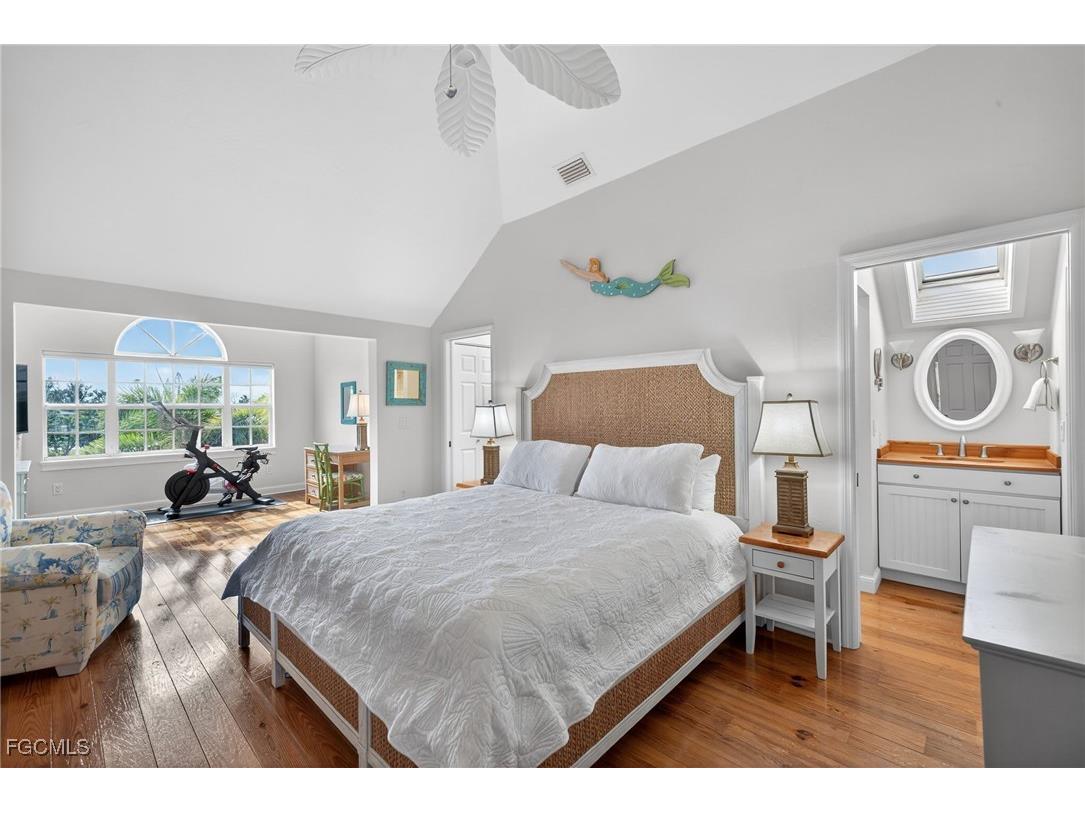 280 Ferry Landing Drive Sanibel FL 33957 2026000813 image24