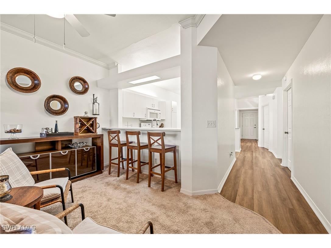 280 Robin Hood Circle #101 Naples FL 34104 225080394 image4