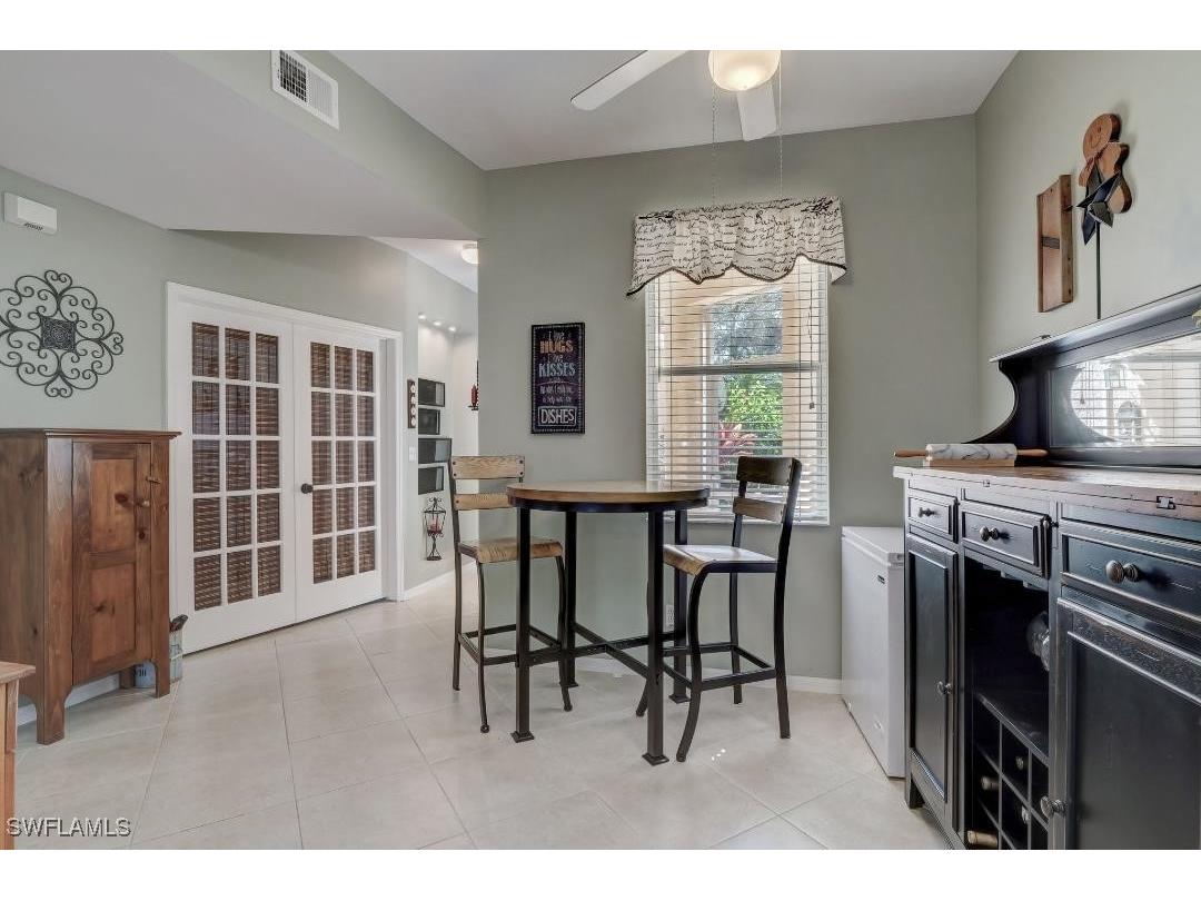 280 Robin Hood Circle #102 Naples FL 34104 225072883 image13