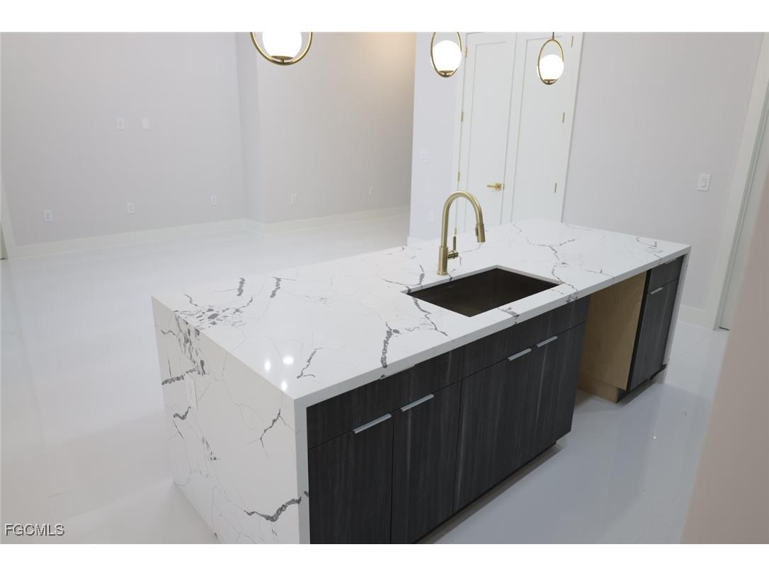 2800 33rd Street SW Lehigh Acres FL 33976 2025000869 image7