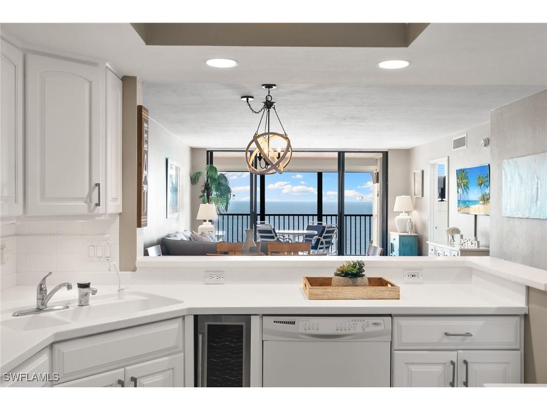 2800 Estero Boulevard #1104 Fort Myers Beach FL 33931 225036890 image15