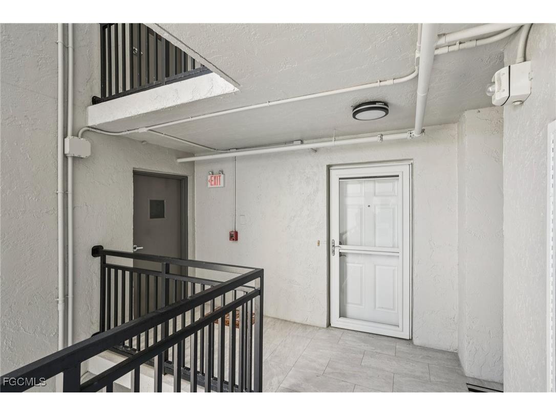 2800 Estero Boulevard #501 Fort Myers Beach FL 33931 2025014673 image3