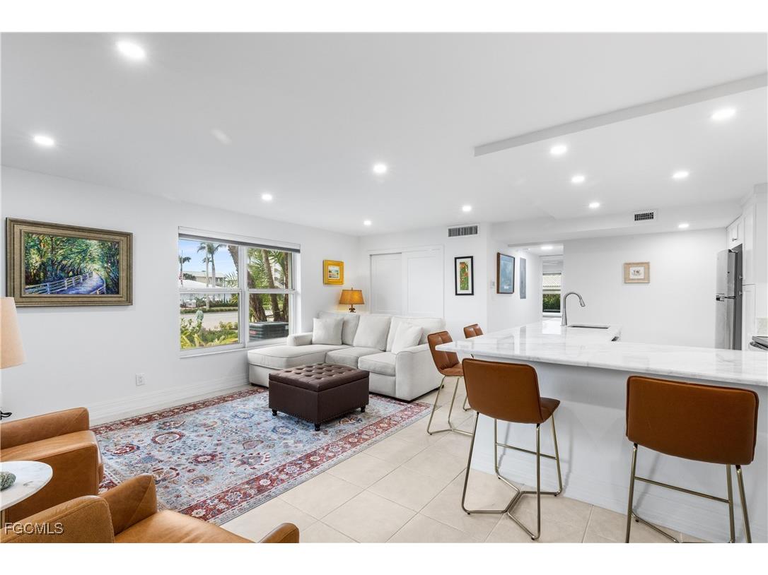 2800 Gulf Shore Boulevard N #100 Naples FL 34103 2026003224 image4