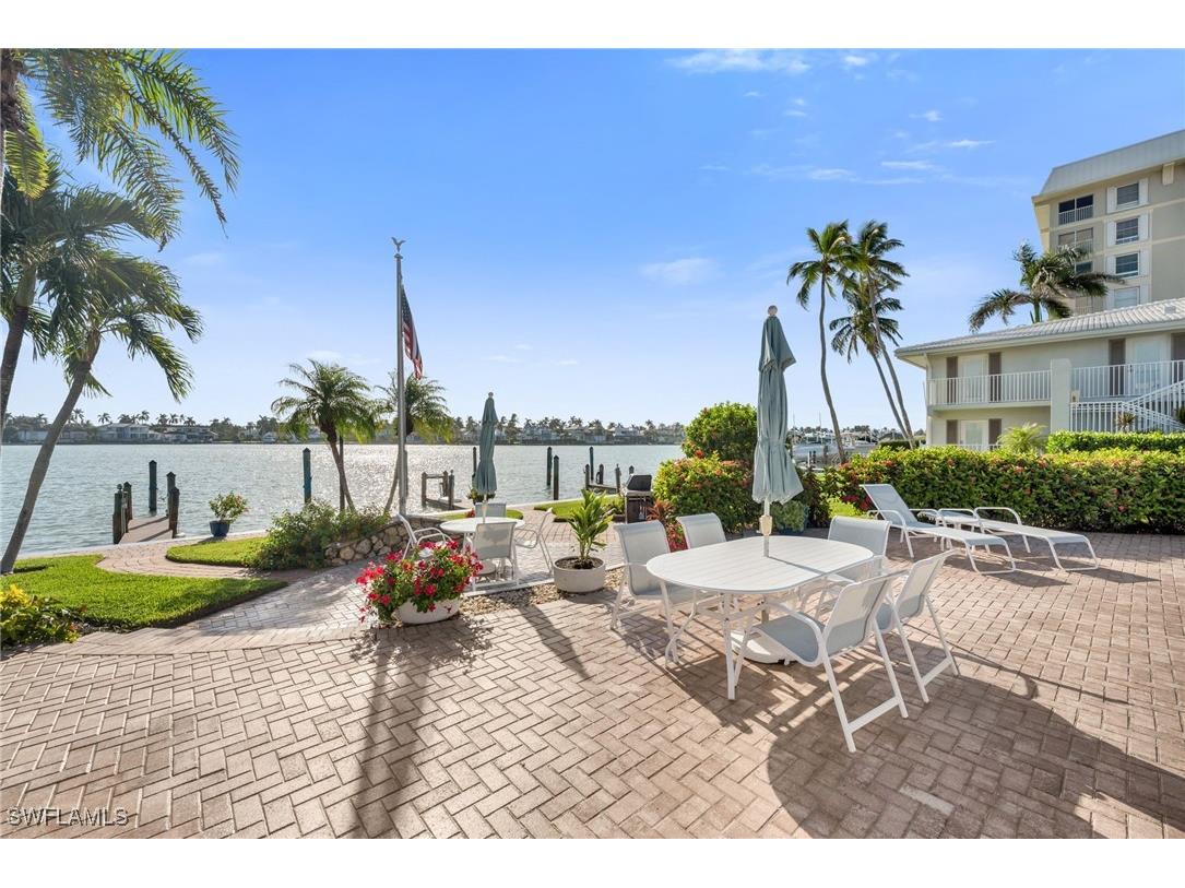 2800 Gulf Shore Boulevard N #101 Naples FL 34103 225075018 image18