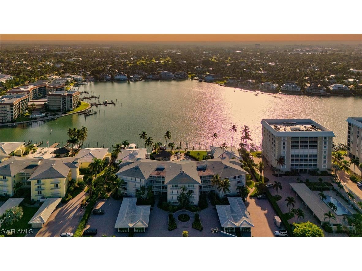 2800 Gulf Shore Boulevard N #101 Naples FL 34103 225075018 image20