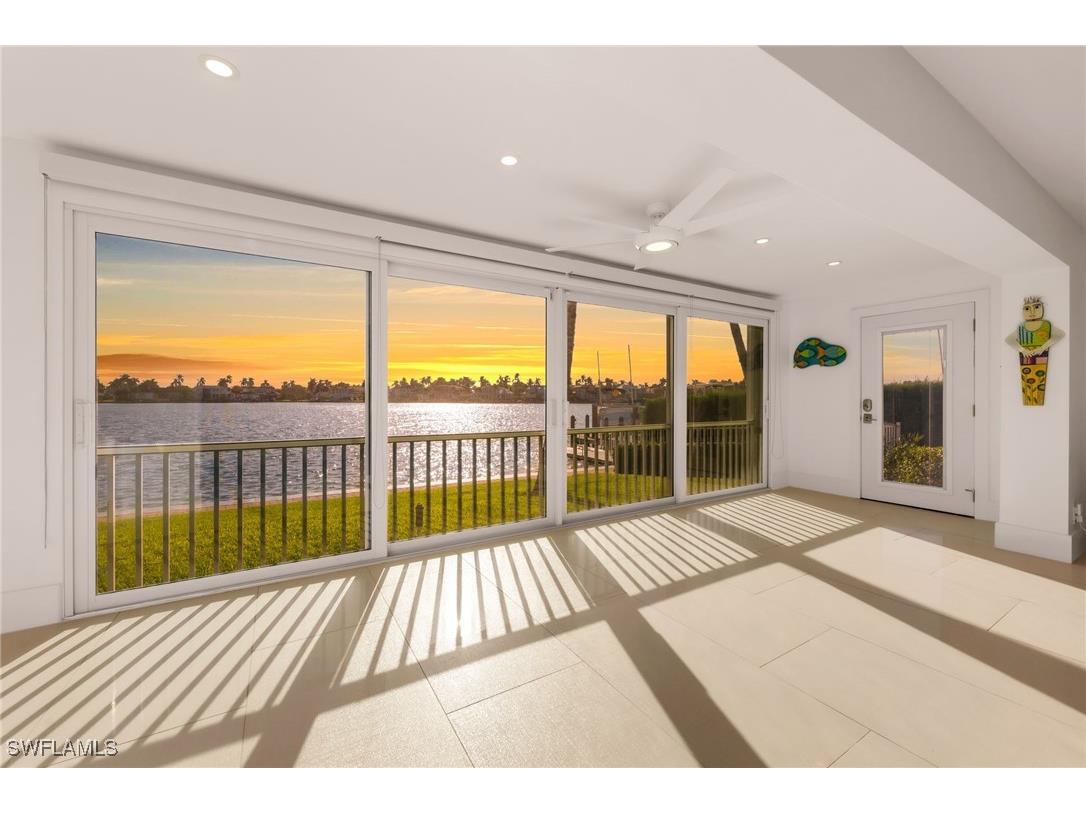 2800 Gulf Shore Boulevard N #101 Naples FL 34103 225075018 image3