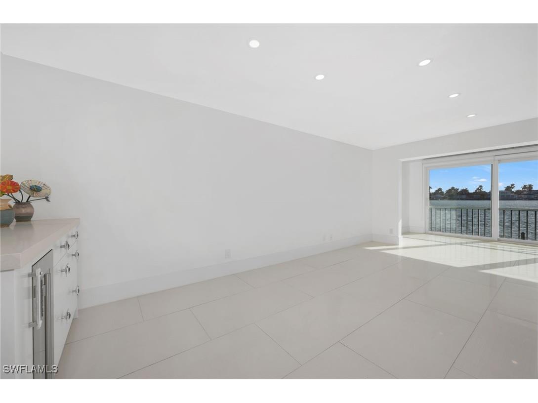 2800 Gulf Shore Boulevard N #101 Naples FL 34103 225075018 image7