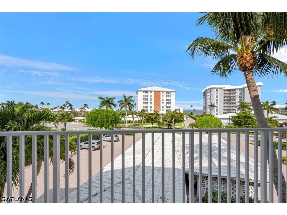 2800 Gulf Shore Boulevard N #304 Naples FL 34103 226020851 image28