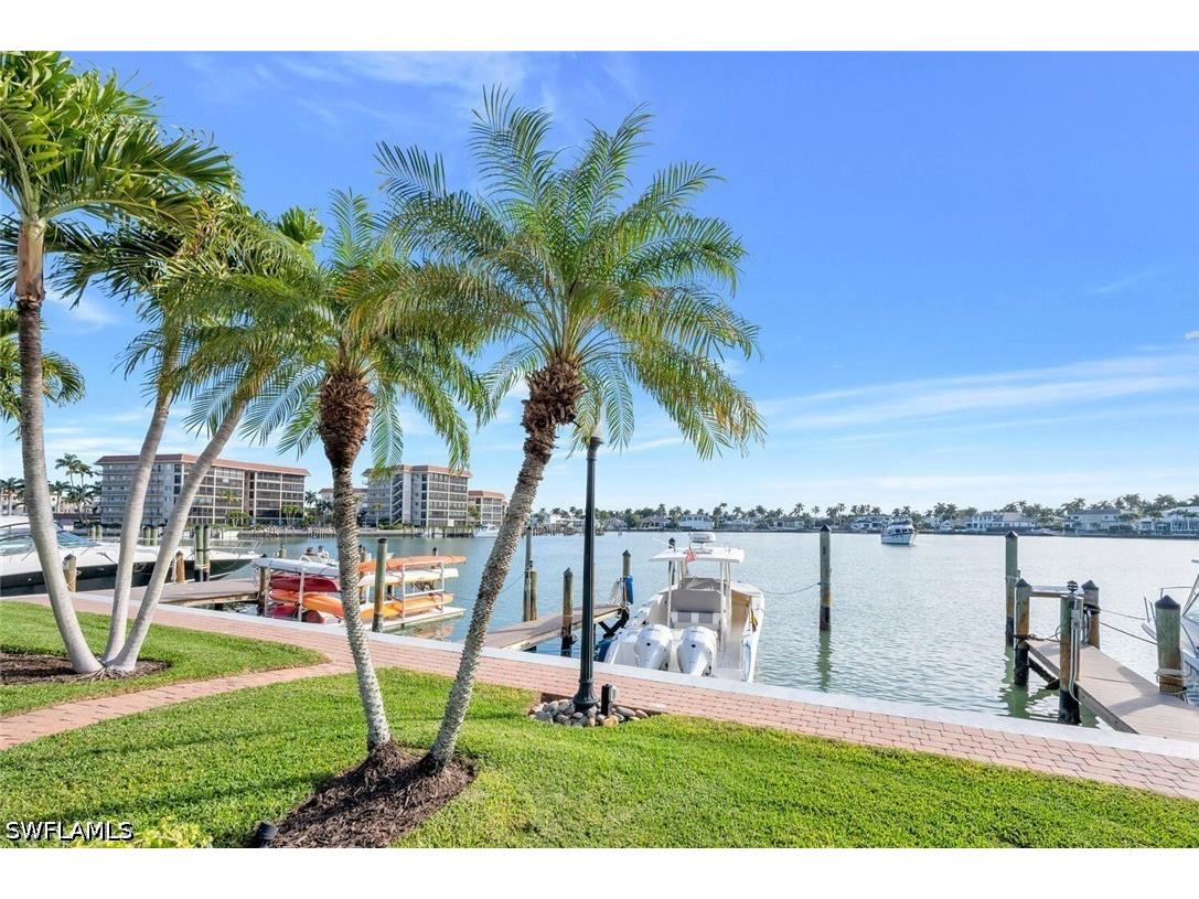 2800 Gulf Shore Boulevard N #304 Naples FL 34103 226020851 image34