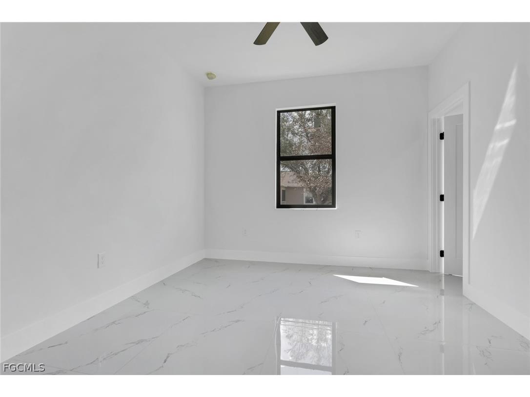 2800 NE 4th Place Cape Coral FL 33909 2026011651 image19