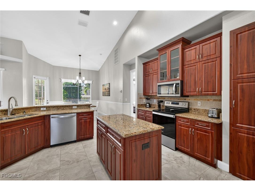 2800 NW 15th Street Cape Coral FL 33993 2025024121 image15