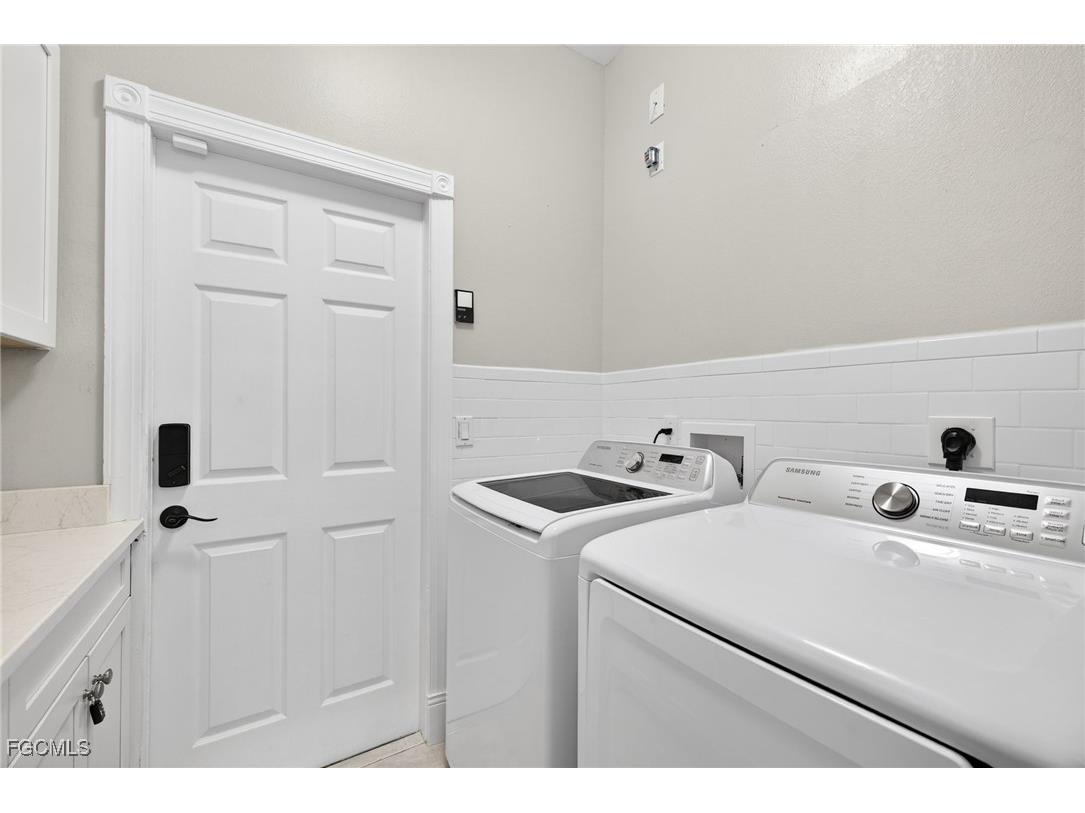 2800 NW 15th Street Cape Coral FL 33993 2025024121 image40