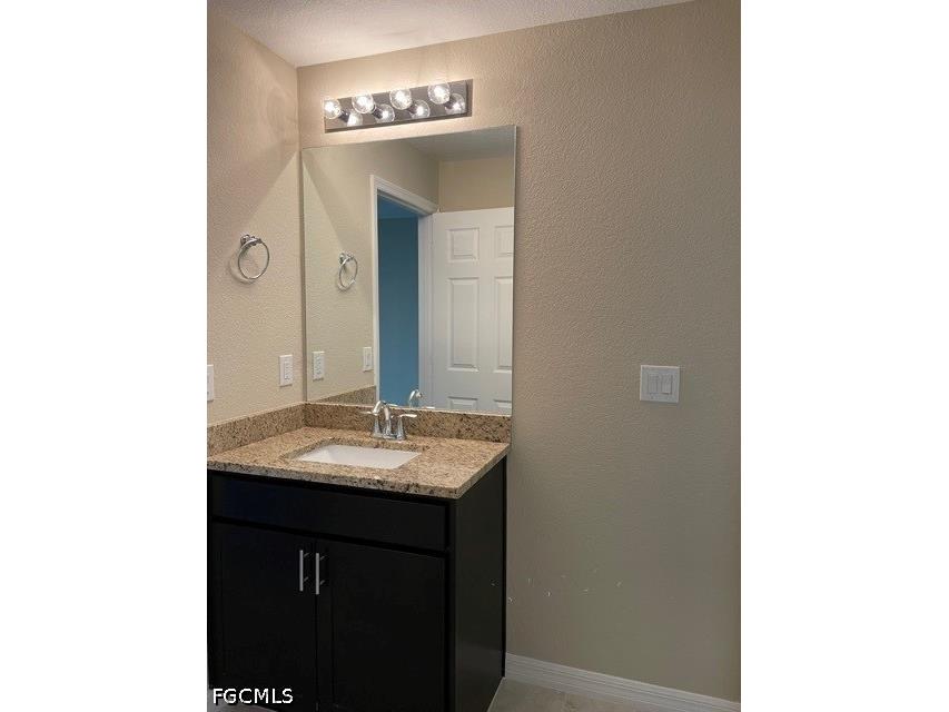 2800 NW 25th Terrace Cape Coral FL 33993 2026017791 image10