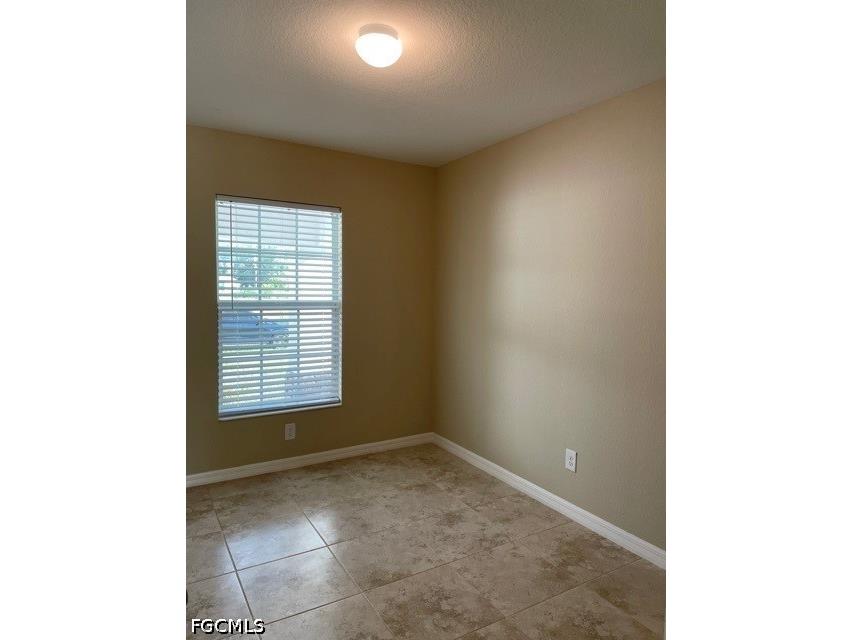 2800 NW 25th Terrace Cape Coral FL 33993 2026017791 image9