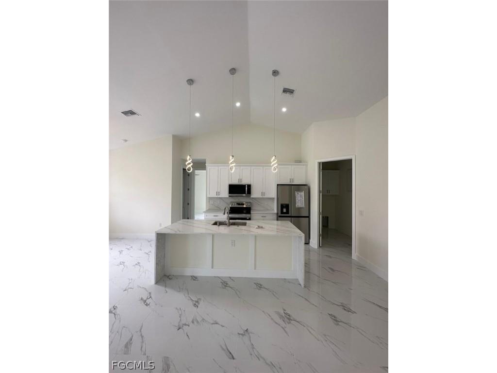 2801 1st Street W Lehigh Acres FL 33971 2026008939 image4