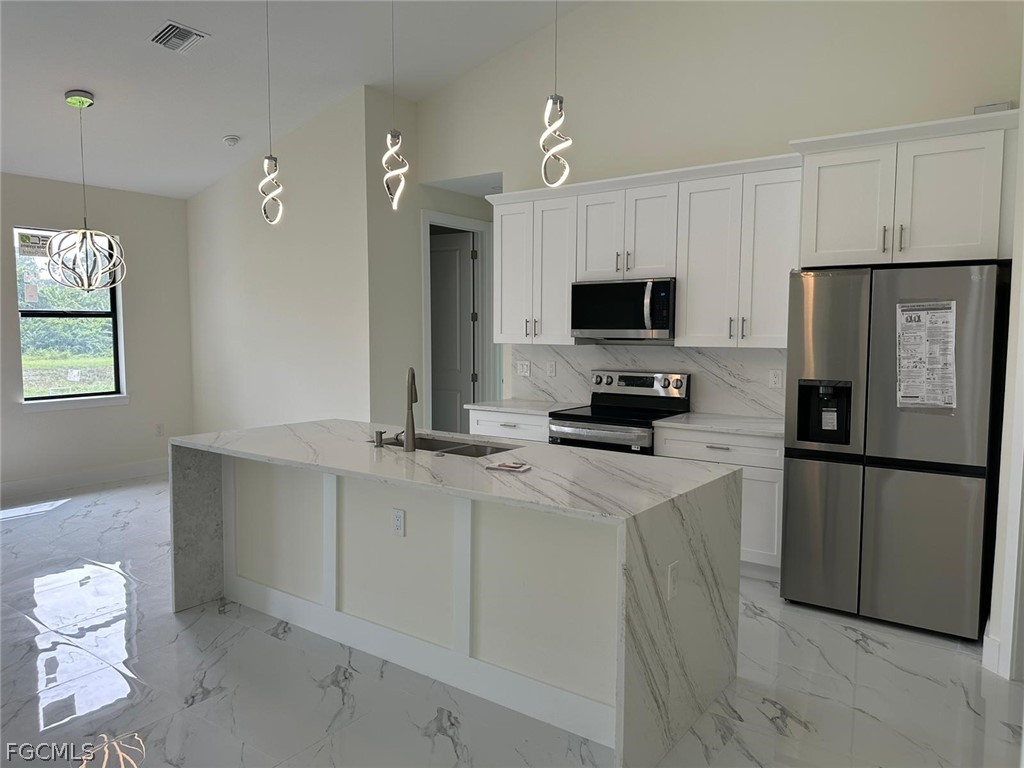 2801 1st Street W Lehigh Acres FL 33971 2026008939 image6