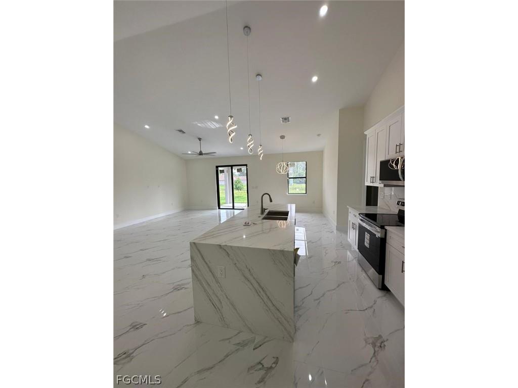 2801 1st Street W Lehigh Acres FL 33971 2026008939 image8