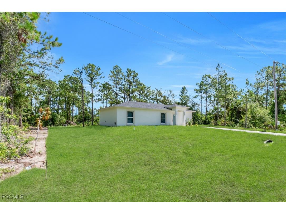 2801 42nd Street W Lehigh Acres FL 33971 2025005183 image16