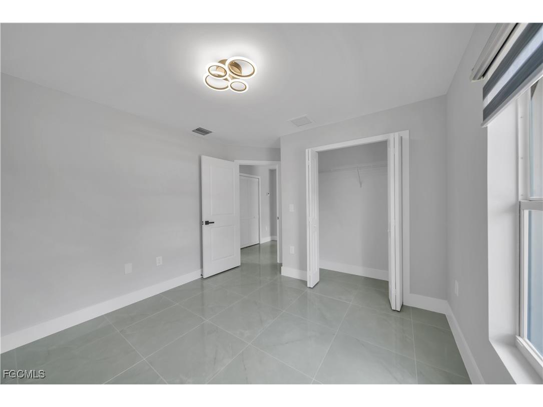 2801 42nd Street W Lehigh Acres FL 33971 2025005183 image8