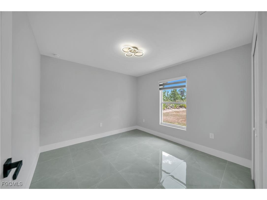 2801 42nd Street W Lehigh Acres FL 33971 2025005183 image9