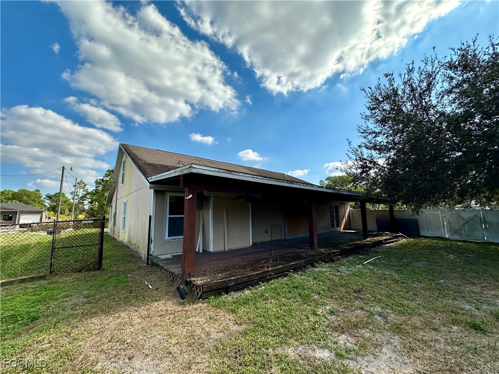 2801 Flora Avenue N Lehigh Acres FL 33971 2025021835 image19