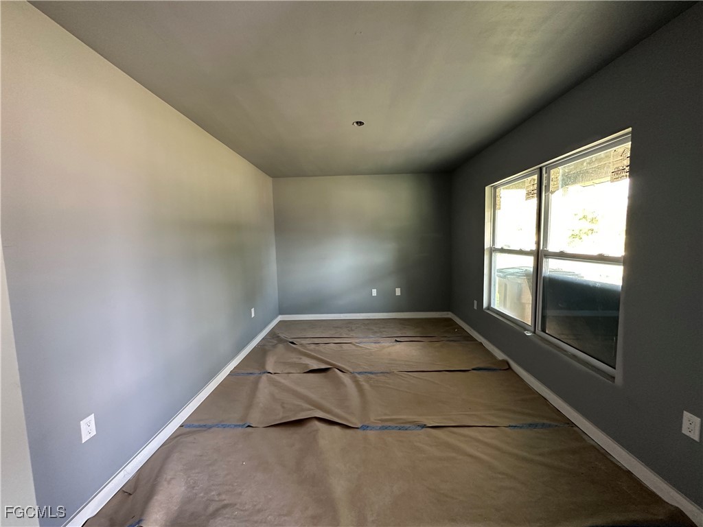 2801 Flora Avenue N Lehigh Acres FL 33971 2025021835 image8