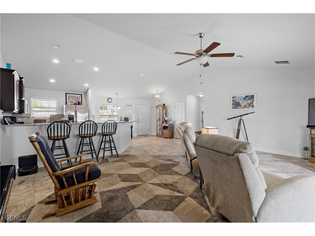 2801 NW 2nd Place Cape Coral FL 33993 2026009010 image10