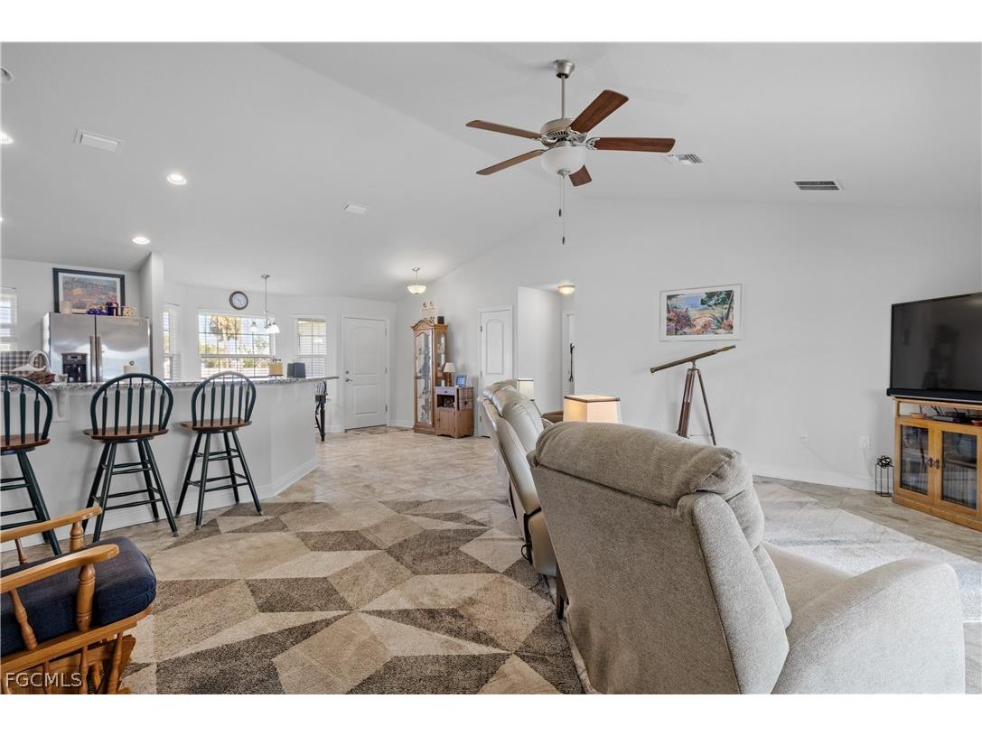 2801 NW 2nd Place Cape Coral FL 33993 2026009010 image14