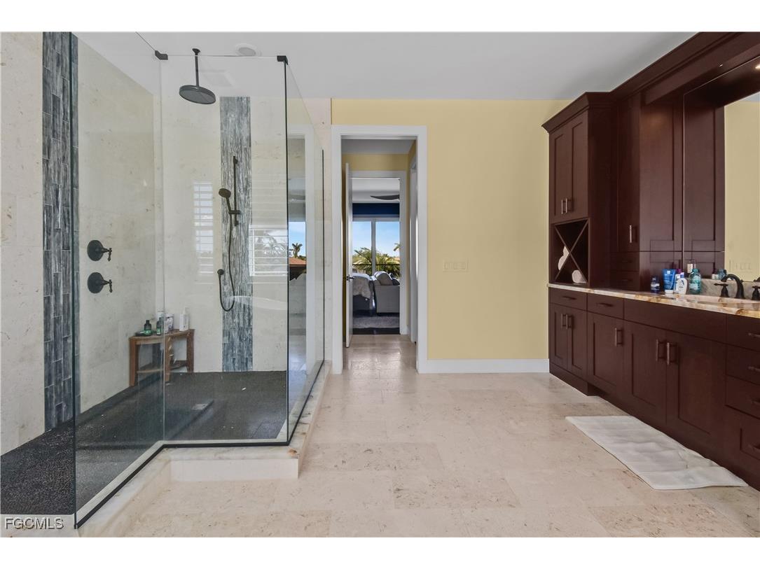 2801 SW 39th Terrace Cape Coral FL 33914 2026002696 image32