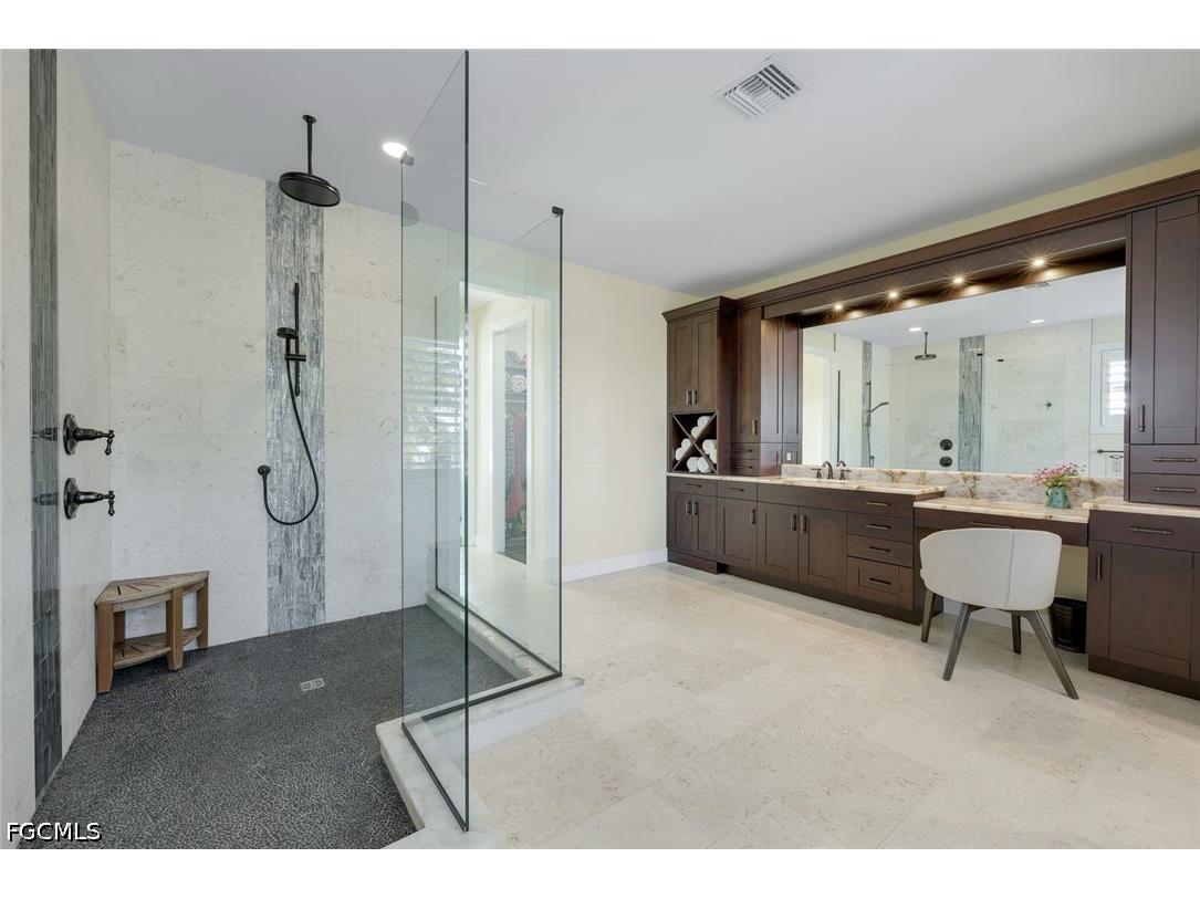2801 SW 39th Terrace Cape Coral FL 33914 2026017651 image35
