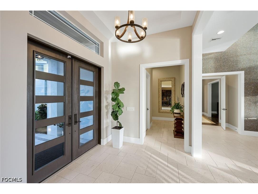 2801 SW 39th Terrace Cape Coral FL 33914 2026017651 image6
